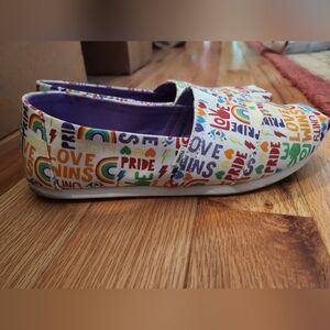 TOMS | Unity Love Wins | Alpargatas